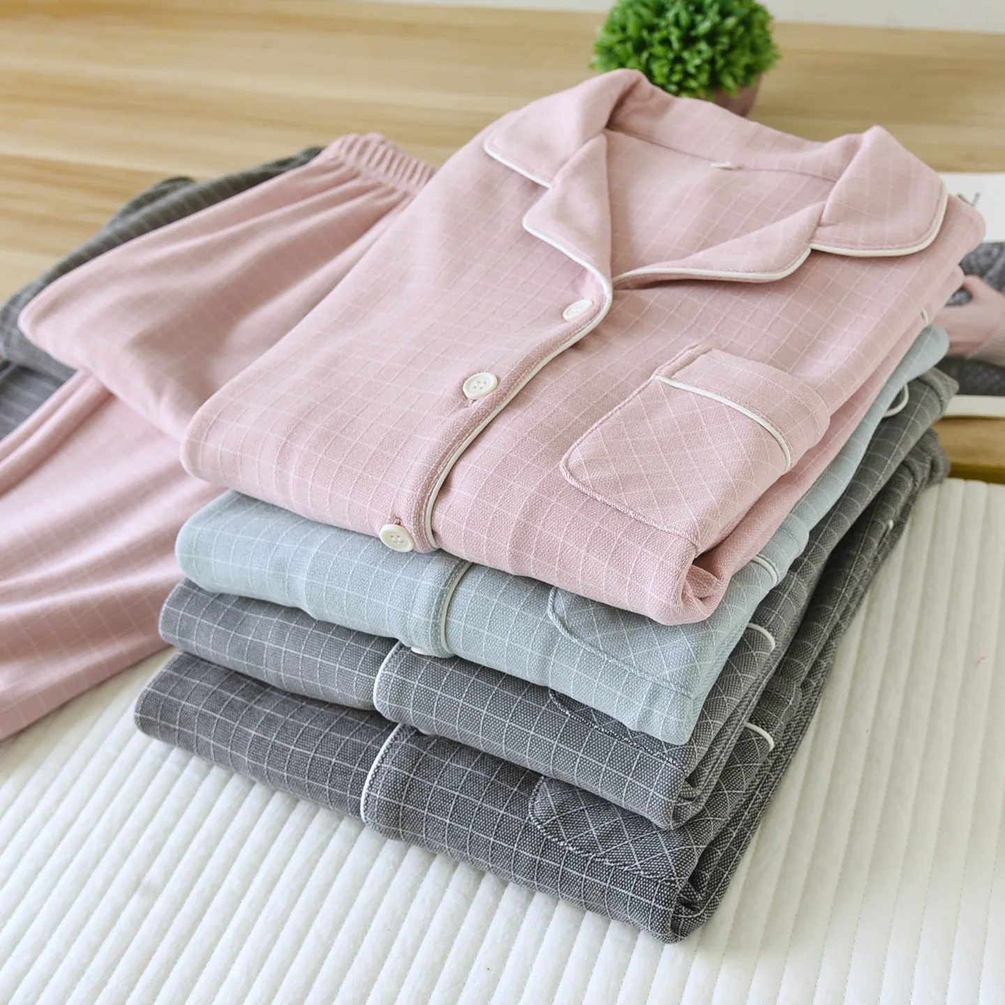 الخريف والشتاء زوجين منامة منقوشة ملابس منزلية بسيطة المرأة طويلة الأكمام الرجال ملابس المنزل فضفاضة مجموعة