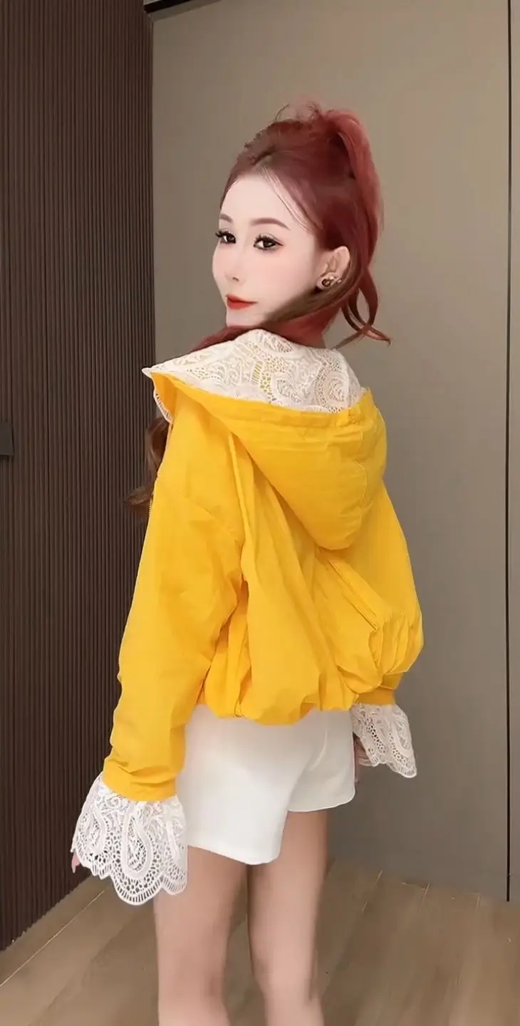 الحلو نمط المرأة بلوزة مع الدانتيل تقليم نفخة الأكمام بيتر بان طوق البريدي الجبهة قصيرة طول عادية ربيع الخريف قمة الموضة