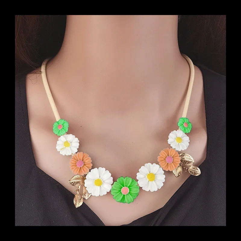 

Этнический стиль, маленькое ожерелье нагрудник с цветком ромашки, женское богемное ретро-цепочка на ключицу, ювелирные изделия, оптовая продажа