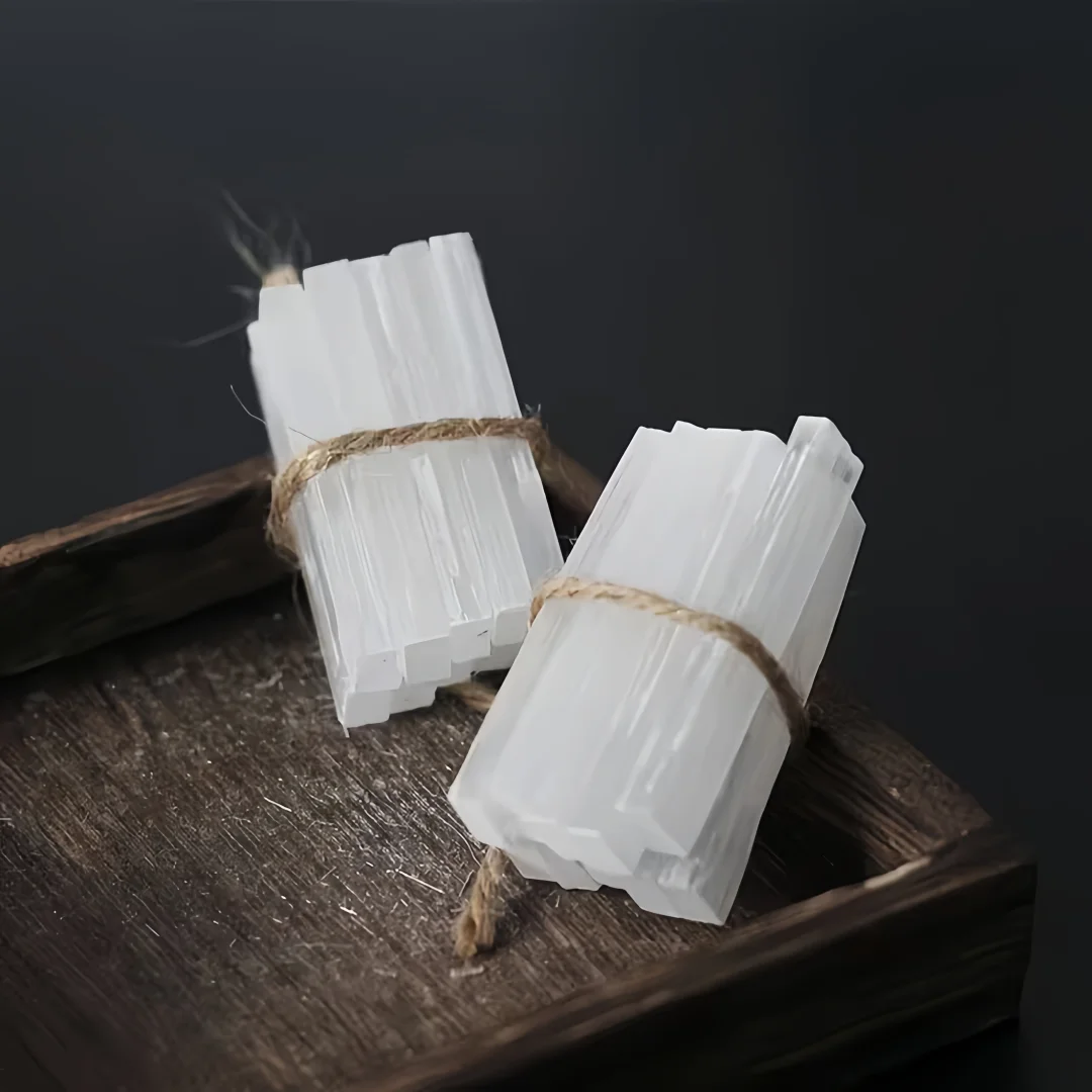 Natural Selenite Crystal Stick Chips, Raw White Quartz Gypsum Mineral Specimen Points for Meditation, Decorative Display