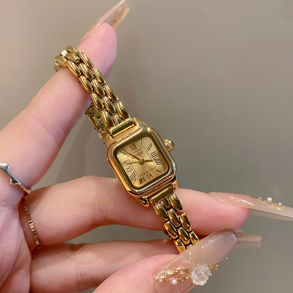 Ancient European small dial simple exquisite bracelet gold watch ladies Roman scale retro quartz female watch gift for women