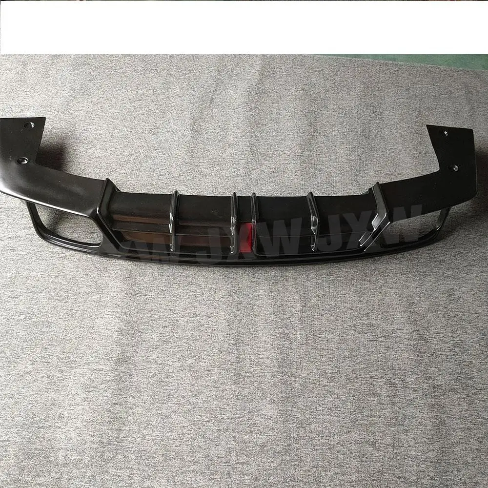 

JCHEY For Porsche Cayenne 2022 Rear Bumper Lip Diffuser Spoiler With LED Light Carbon Fiber /FRP Bodykits Rear Bumper Guard