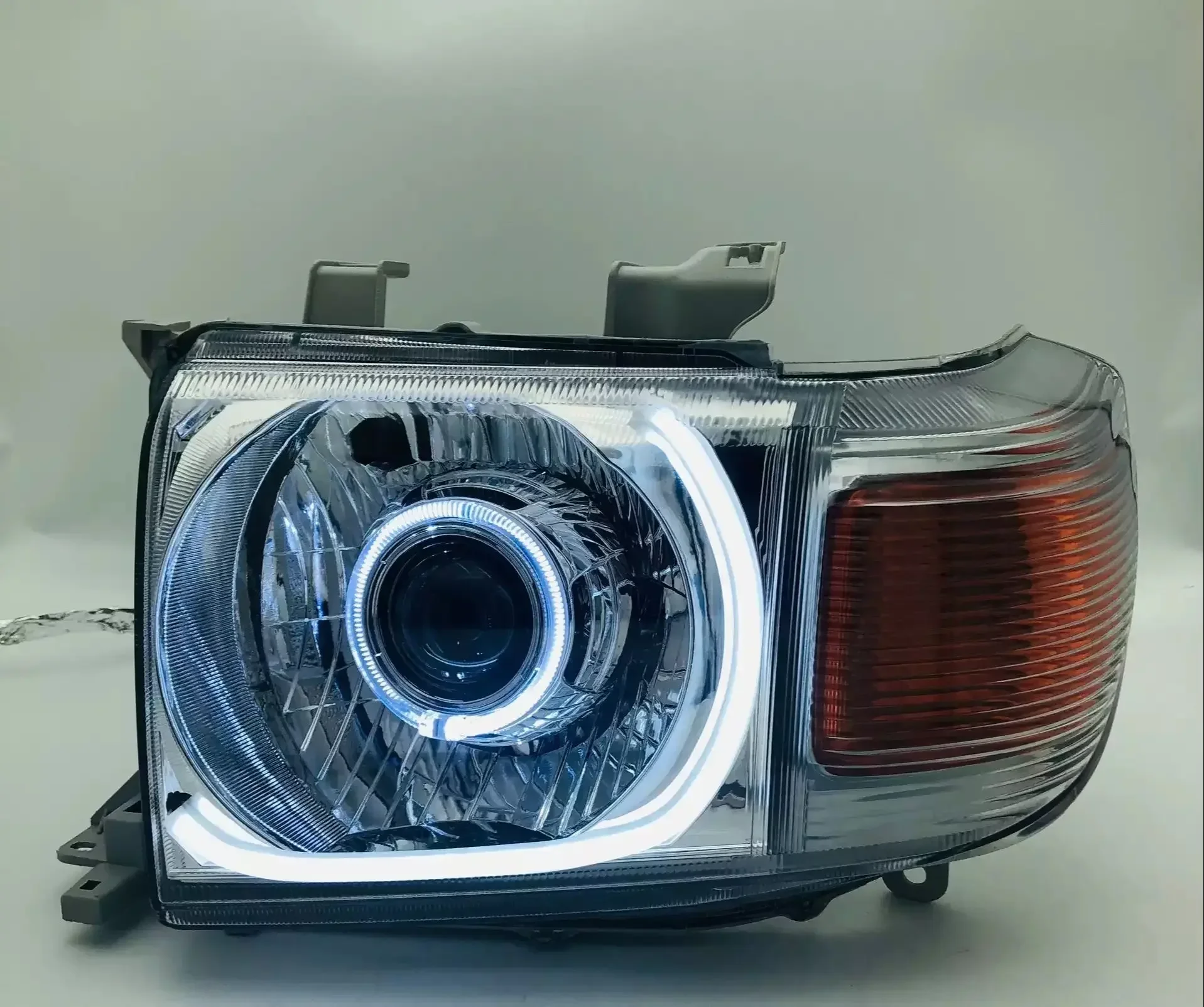 

Автомобильные светодиодные фары для Toyota LAND CRUISER LC70 DRL, дневные ходовые огни, указатель поворота, линза проектора