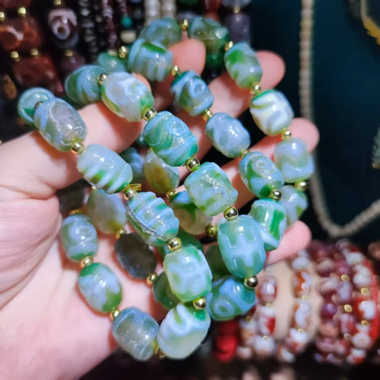 

1bag/lot Featured Vintage Weathered Concave Convex Relief Dzi Bead Bracelet Natural Agate Chalcedony Bead Strand Clearance