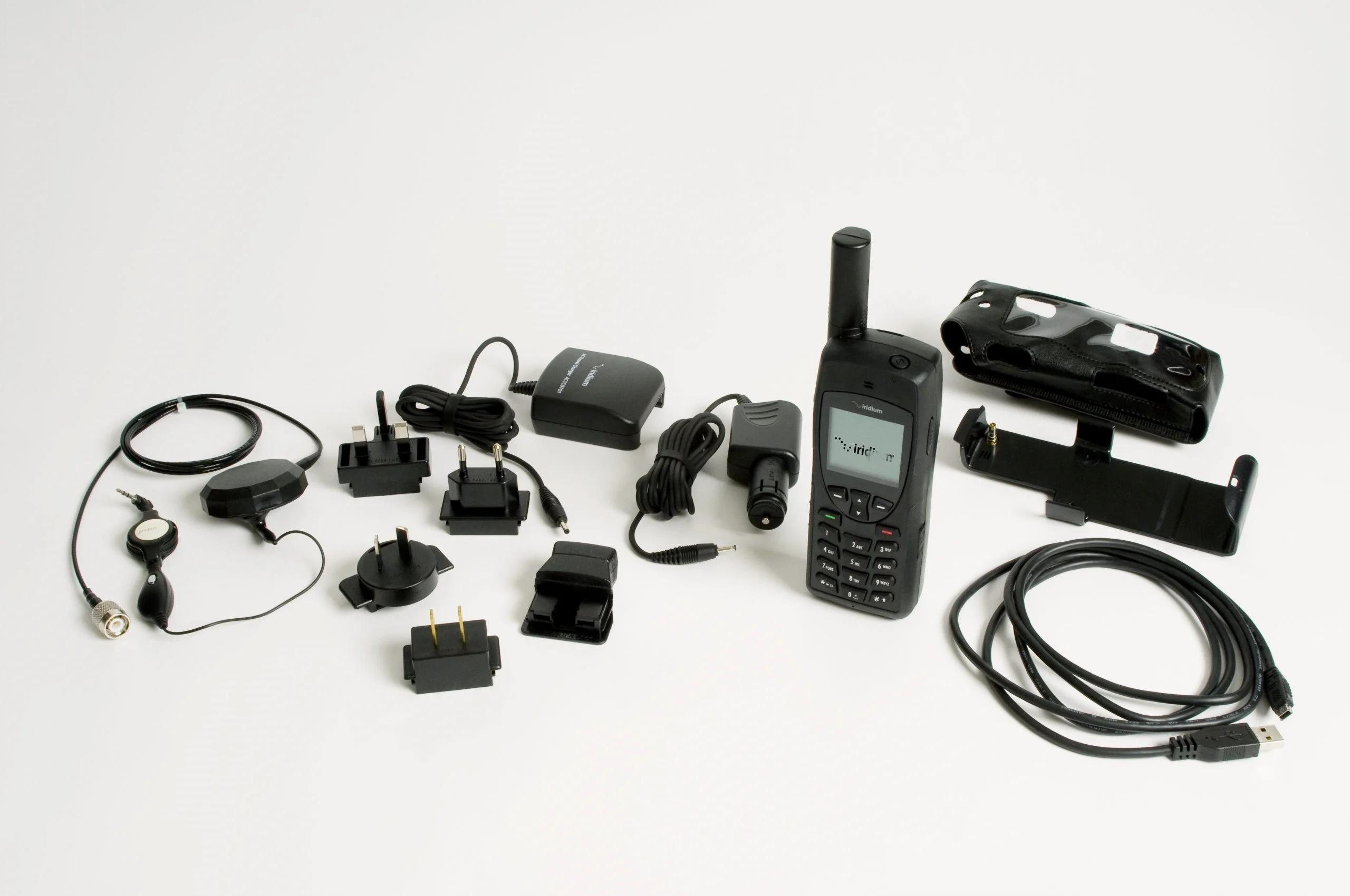 Satellite Telephone Iridium 9555 Waterproof, Shockproof With Global Coverage With Good Price