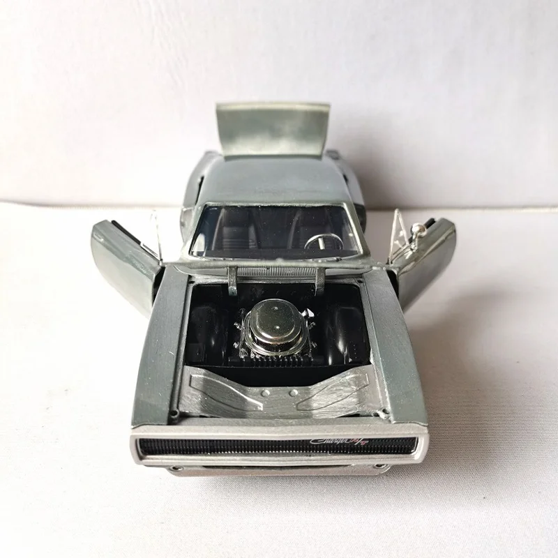 JADA Schaal 1:24 Legering Oplader 1968 Metaal Geborsteld Spier Auto Diecast Miniatuur Speelgoedauto Simulatie Klassiek Model Souvenir Display