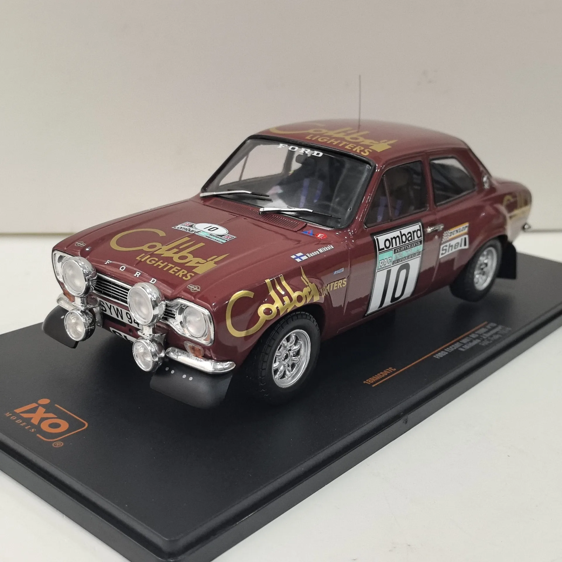 Diecast IXO 1/18 Scale FORD ESCORT MK1 RS 1600 # 10 1974 Racing C4 Alloy Car Model - view 3