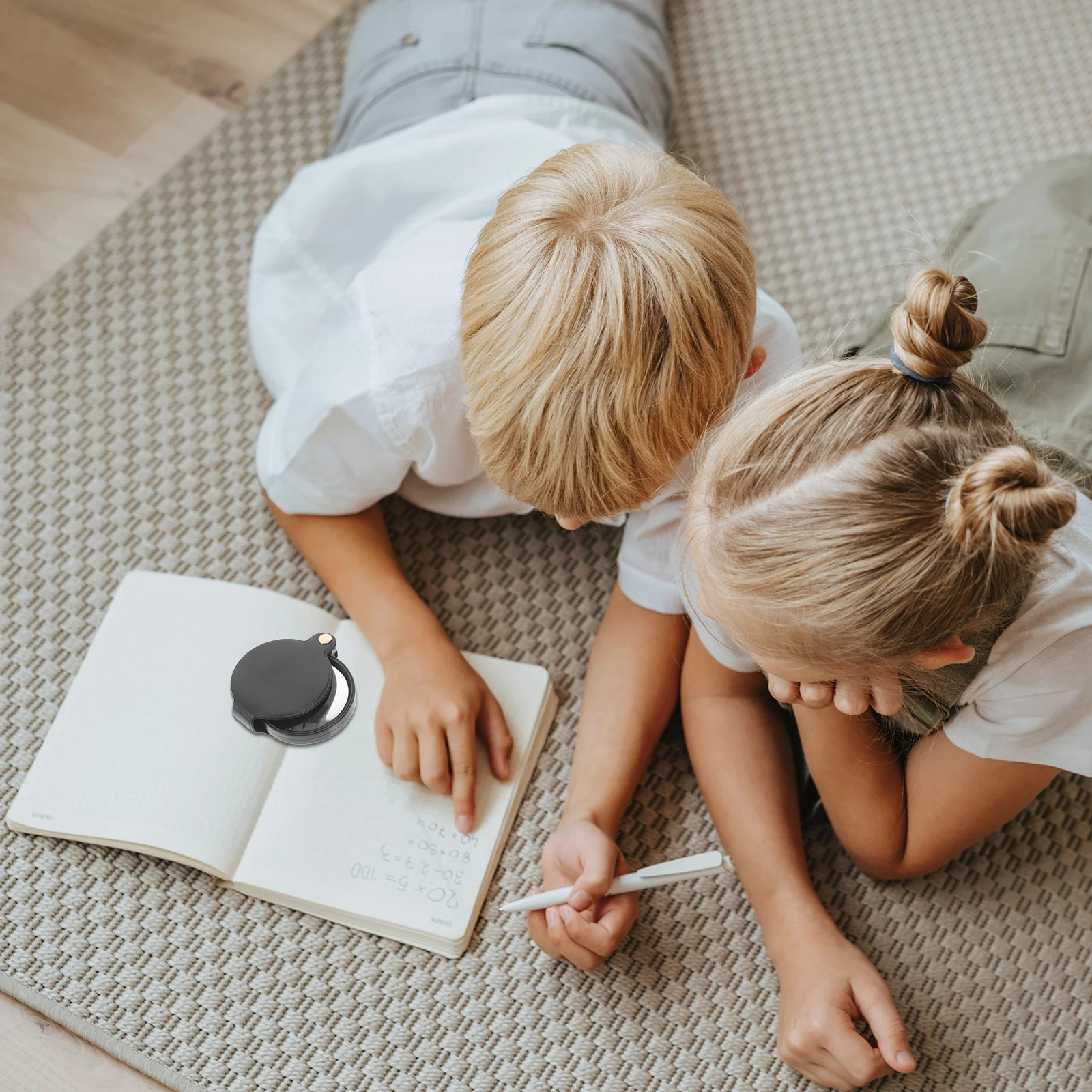 

Portable Foldable Magnifier Lightweight High Definition Small Magnifying Glass for Art Watch Repair Reading and Detail