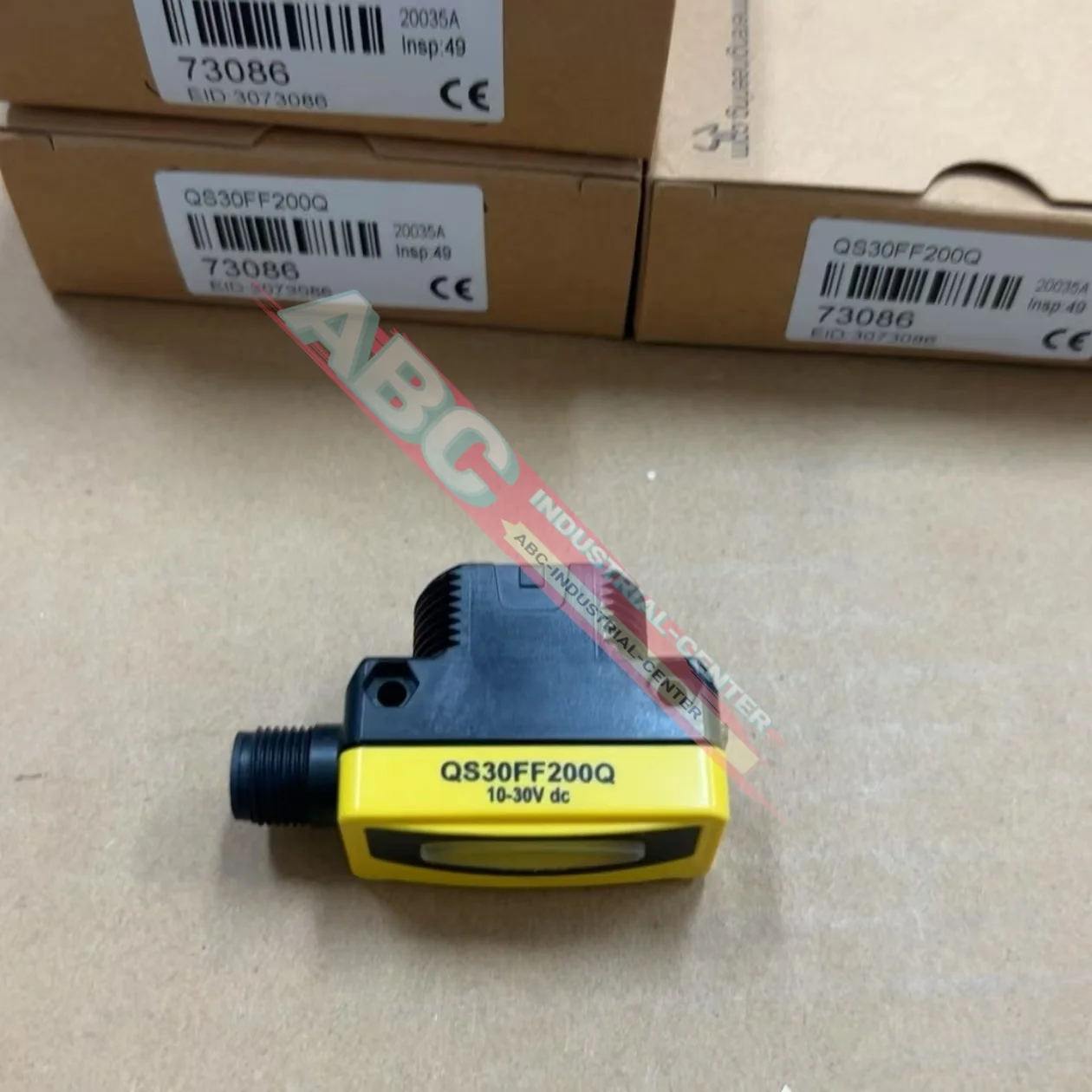QS30FF400Q  100%NEW QS30FF600Q   Photoelectric Sensor