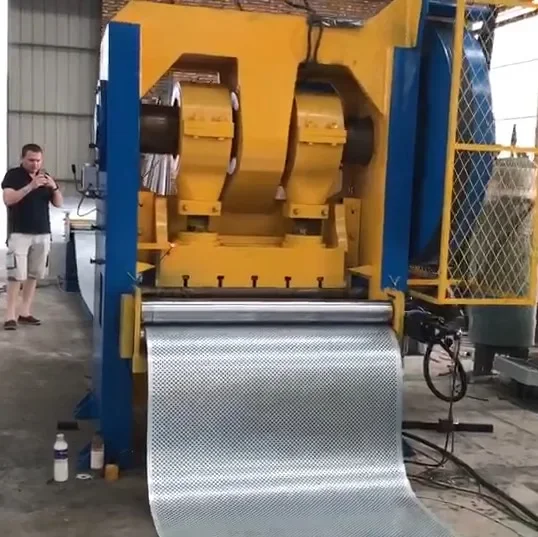 Metal sheet peorated machine steel plate punching machine