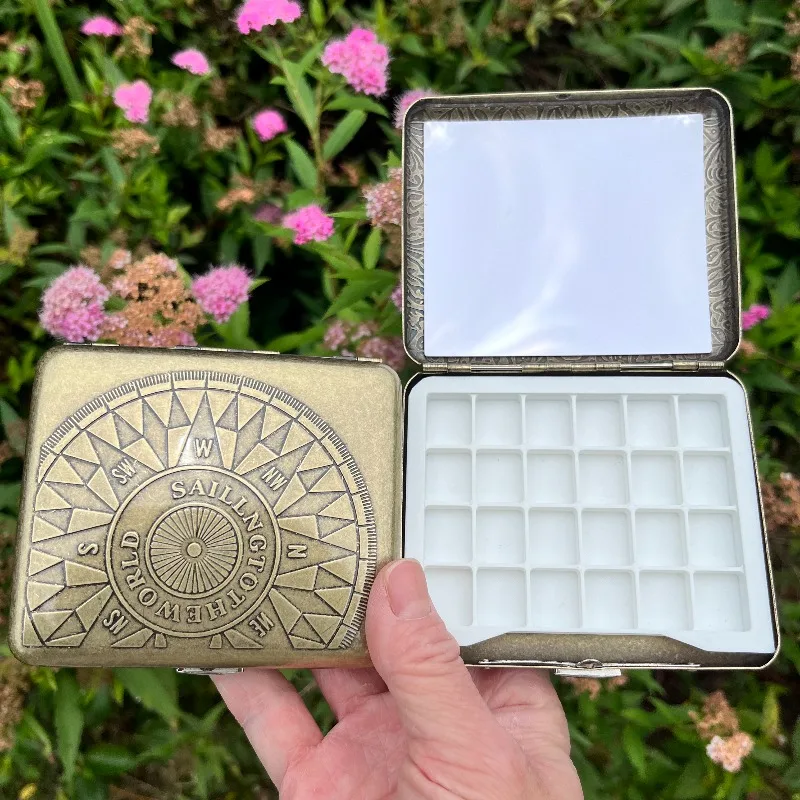 Retro Iron Box 24 Grid Watercolor Paint Palette Homemade Sub-packaging Small Iron Box Hand Book Painting Creation Art Supplies