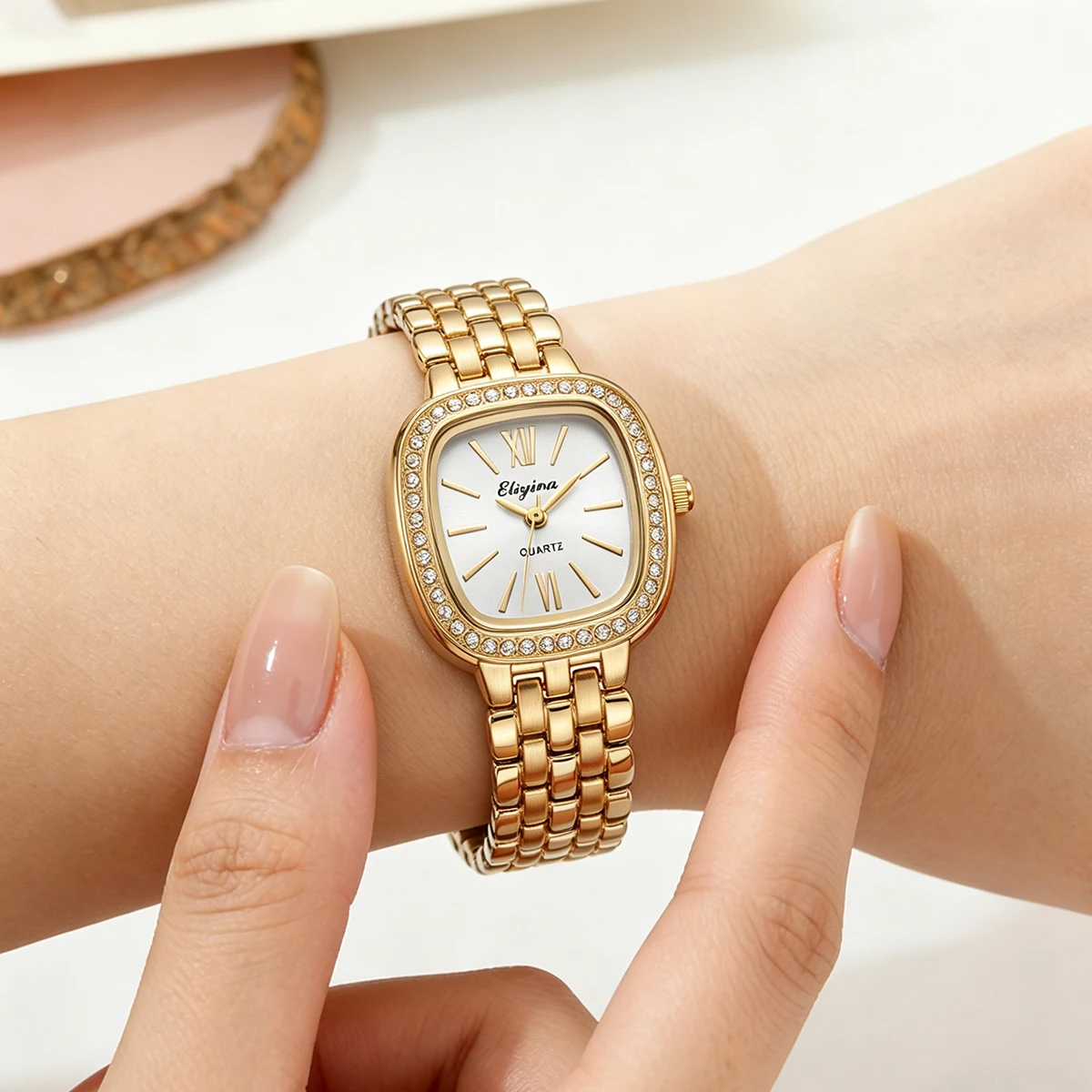 Niche Fashion Steel Band Diamond-Encrusted Women's Watch, Simple and Versatile, High-Looking, Casual Quartz Watch