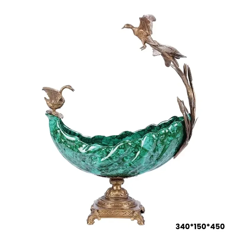 Home Decor Unique Design Holding Ceramic Glaze Brass Decorative Dry Fruit Trays Hart Designed