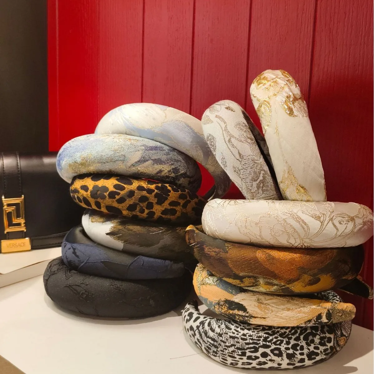 Hot Selling European and American Retro Thick Sponge High-End Jacquard Headband Hair Accessory