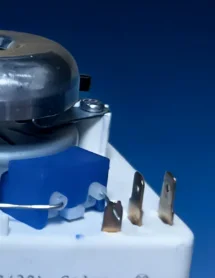 CNC angle head side milling head side processing BT30/40/50 machining center right angle head high-precision side milling head