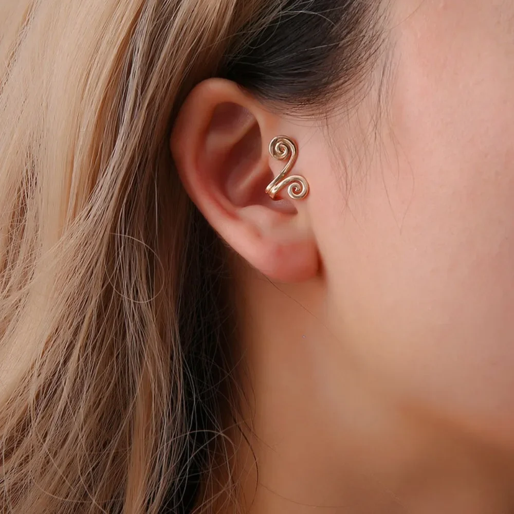 Korean Japanese Minimalist Pressure Clip Earrings Sun Wukong Golden Hoop Ear Cuffs Non Piercing Women Ear Jewelry