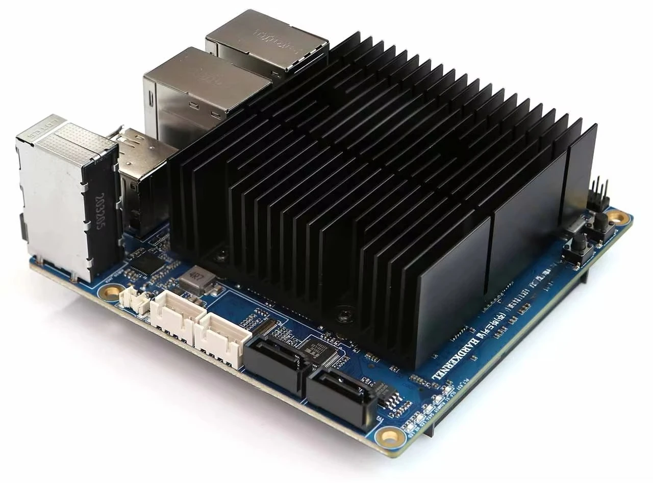 H3 + development board  H3 + development board