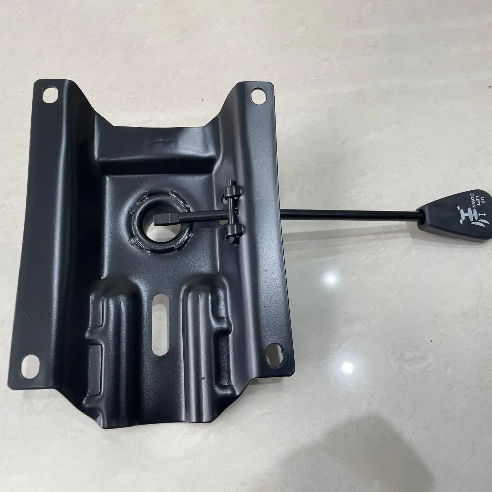 Reliable Iron Office Chair Base Sturdy Replacement Swivel Mechanism for Modern Computer Chair Rotation