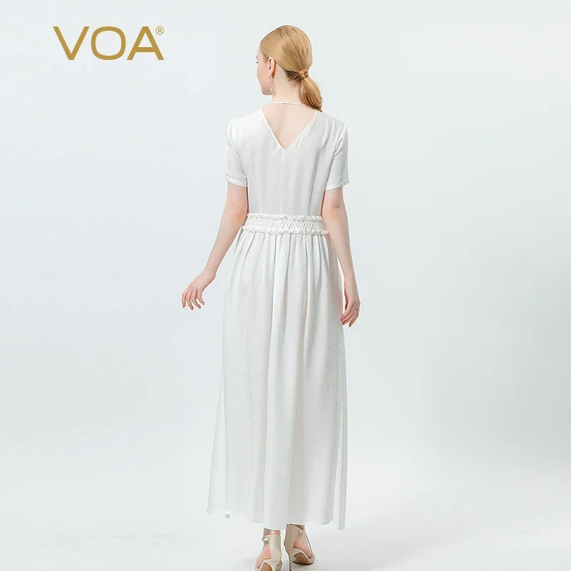 VOA Seiden-Jacquard-Sommerkleid Damenbekleidung 2022 AE905 V-Ausschnitt Kurzarm rückenfrei Holz Ohrfalte Elfenbeinweiß Partykleider