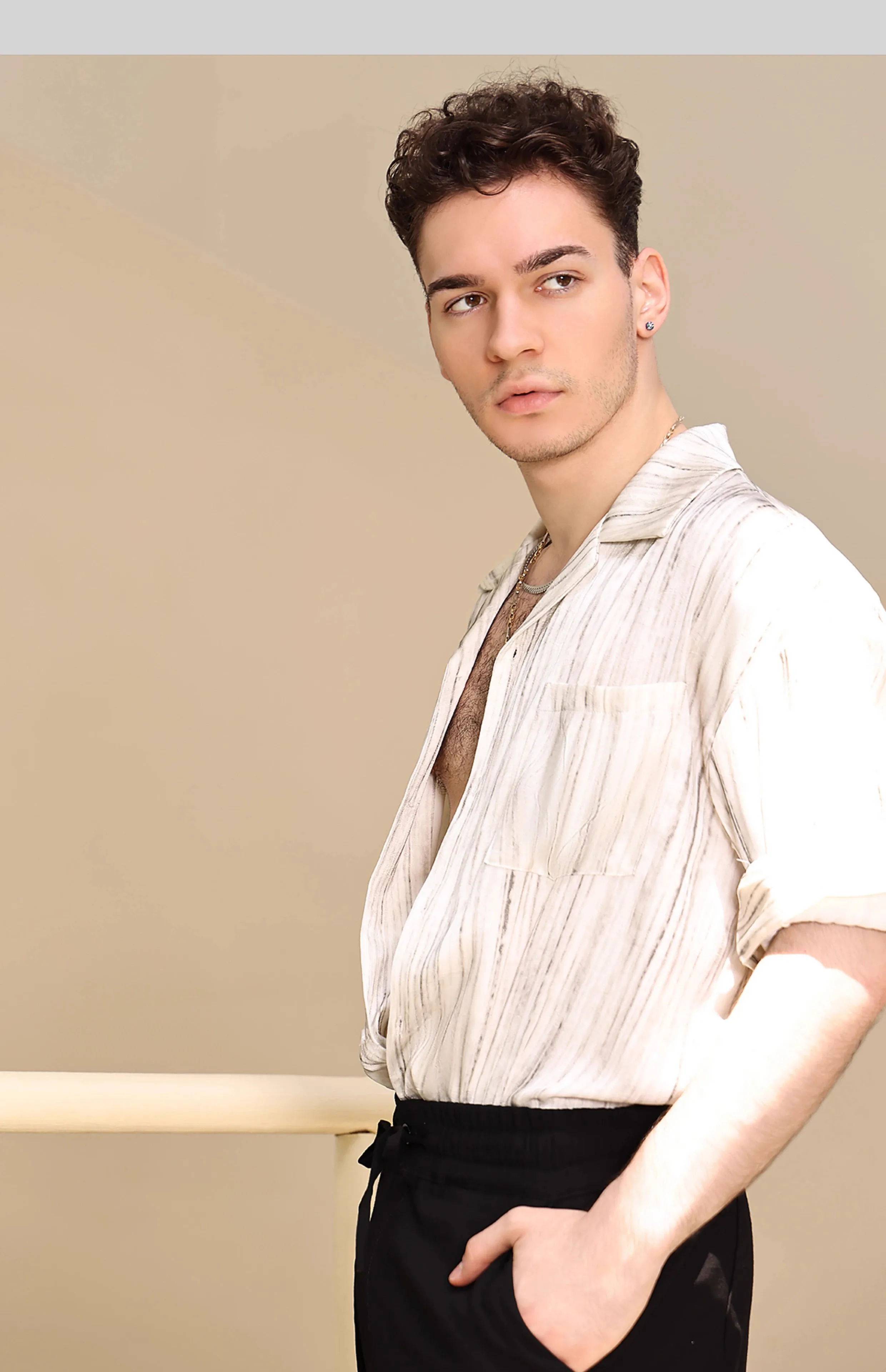 تخصيص الرجال الكبار اللاتينية الوطنية القياسية ملابس رقص المنافسة المهنية دعوى طوق مخطط قميص ممارسة اللباس