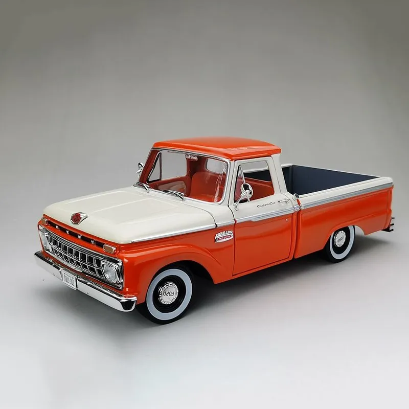 1:18 Scale Pickup Retro Car Model Metal Diecast Alloy Toys 1965 Classic F-100 Vintage Vehicle Collection Display Gifts Fans