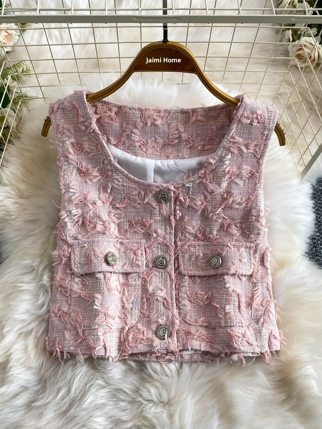 Elegant round Neck Sleeveless Vest Jacket Women's Fashion Metal Buckle Slimming Top Commute Style Short Length Pure Color
