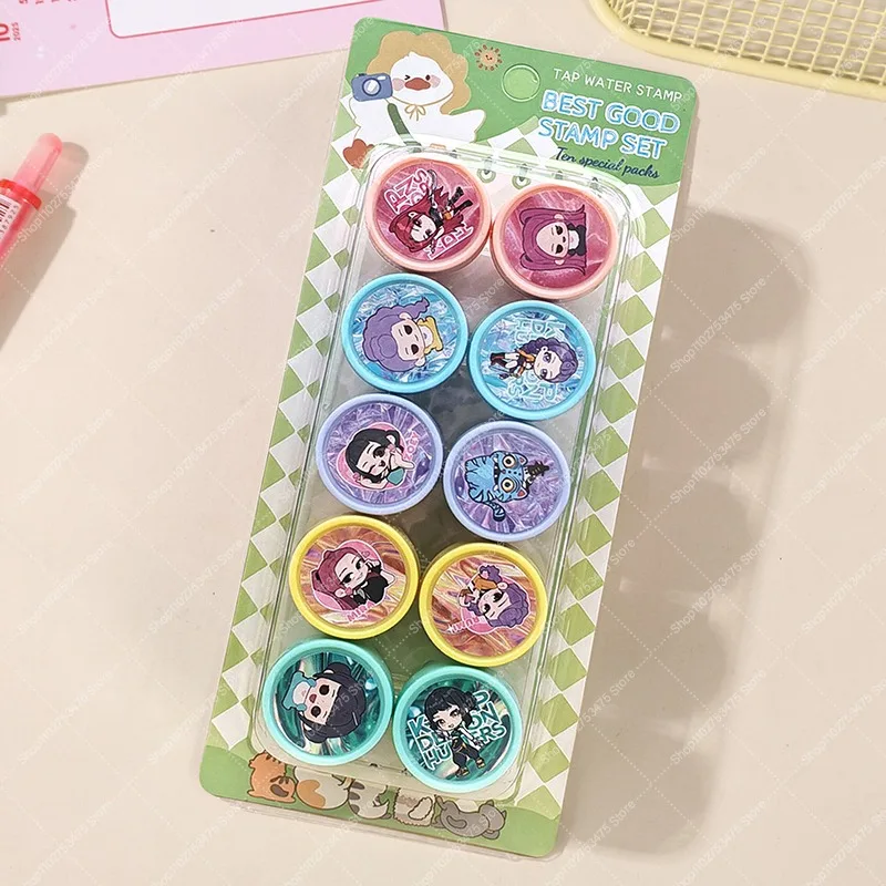 10 Uds KPop Demon Hunters sellos para niños niña dibujos animados lindo sello auto-tinta Scrapbooking DIY decoración impresa niños regalos de navidad 2026