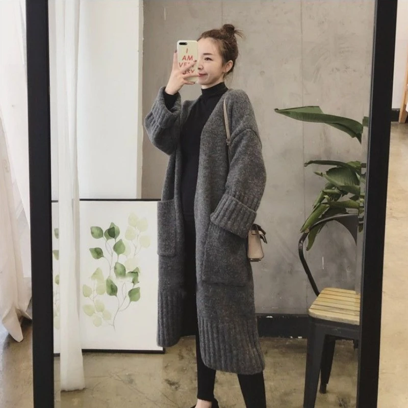 Koreanische Frühling Herbst 2025, lockere mittlere Länge, solide Strickjacke mit Taschen, entspannt, trendig, vielseitig, Basic-Stil