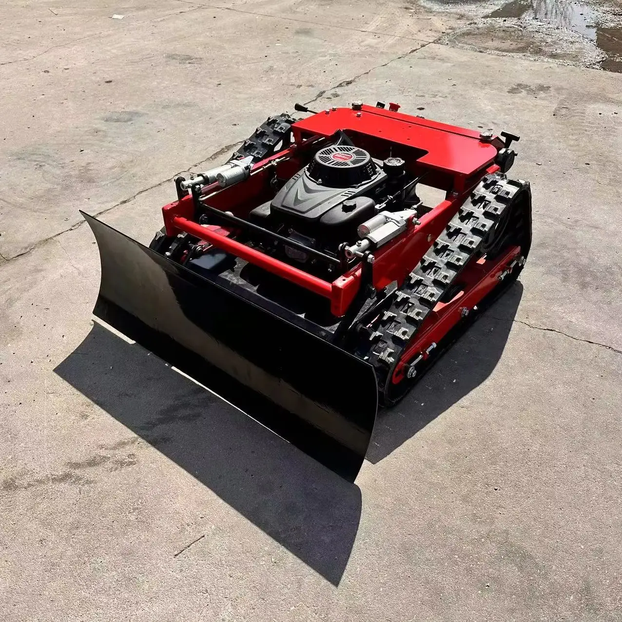 OEM Custom Electric Tracked Remote Control Lawn Mower CE Grass Cutter for Garden Landscaping and Property Maintenance