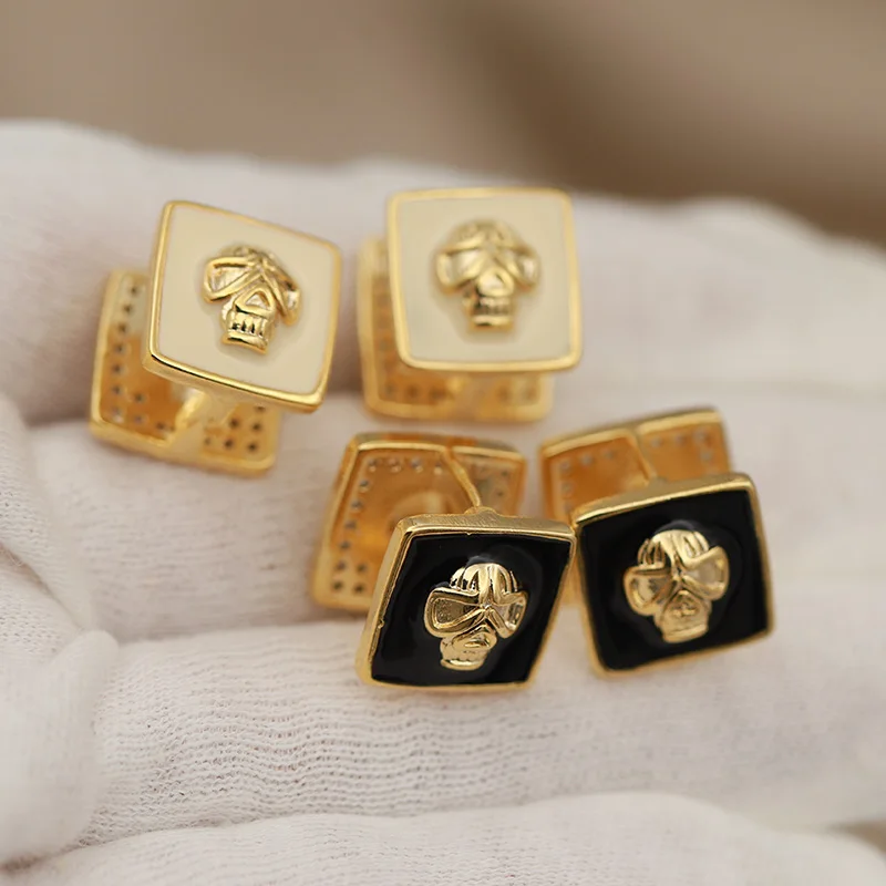 New Sight Design Luxury Black Square Skeleton Stud Earrings for Women Fashion Brand Brand Skull Jewelry Earrings Gift