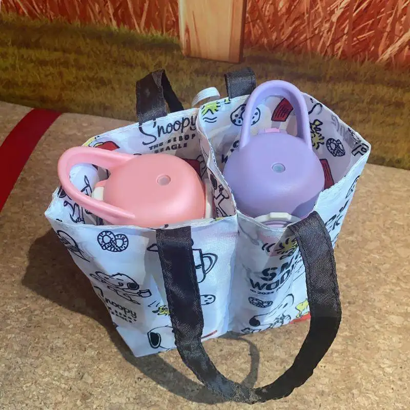 20x24cm Japanische Snoopy-Accessoires Niedlicher Hund Klappbarer Wasserbecher-Überzug Doppelbecher-Tasche Cartoon Thermosbecher-Aufbewahrungstasche – Detail 2