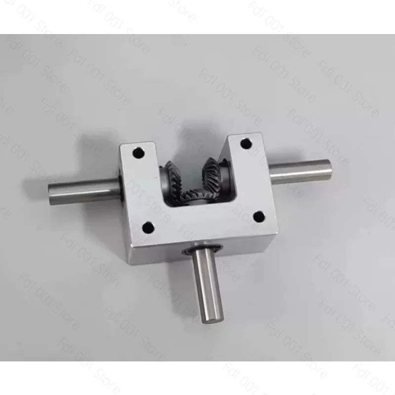 Differential Gearbox Small Corner 90 Degree 1:1 Spiral Bevel Gear Shaft 6 Axis 8 Axis 10 Double Output Shaft Reverse