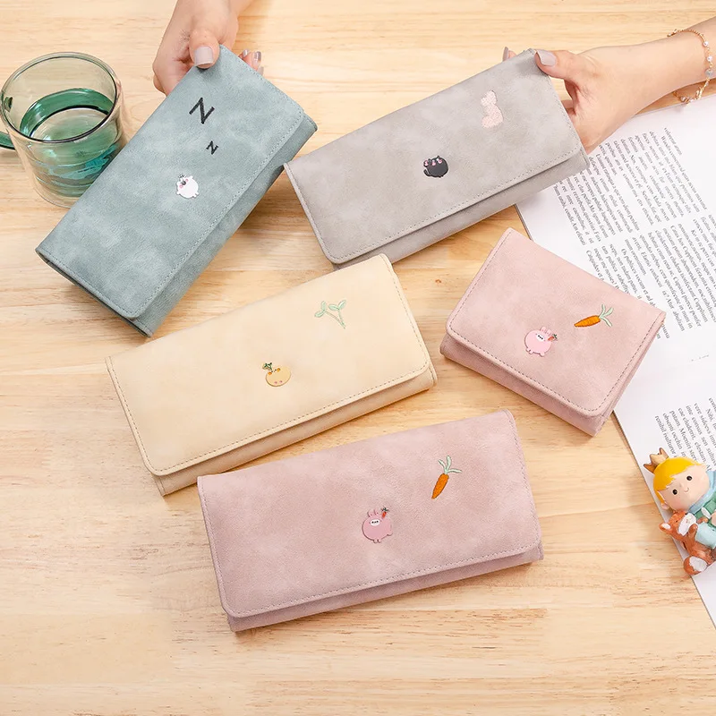 Women's Long Wallet2024New Korean Style Cute Girl Heart Embroidered Multiple Card Slots Folding Student Card Holder Coin Purse