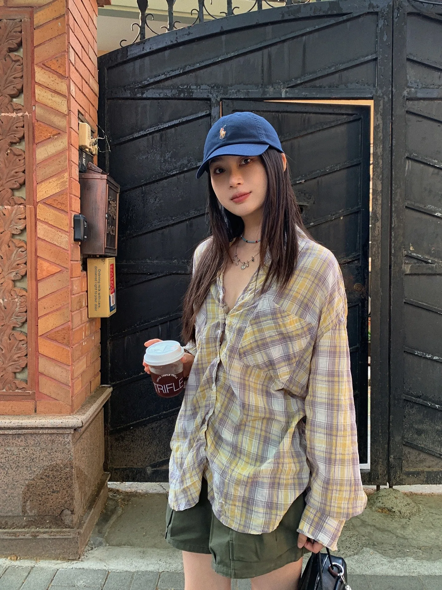 

Loose Fit Women's irt 7AM0PM Lazy Sle Plaid Pleated Silk Sun Protection Breathable Long Sve Button up Regular Length