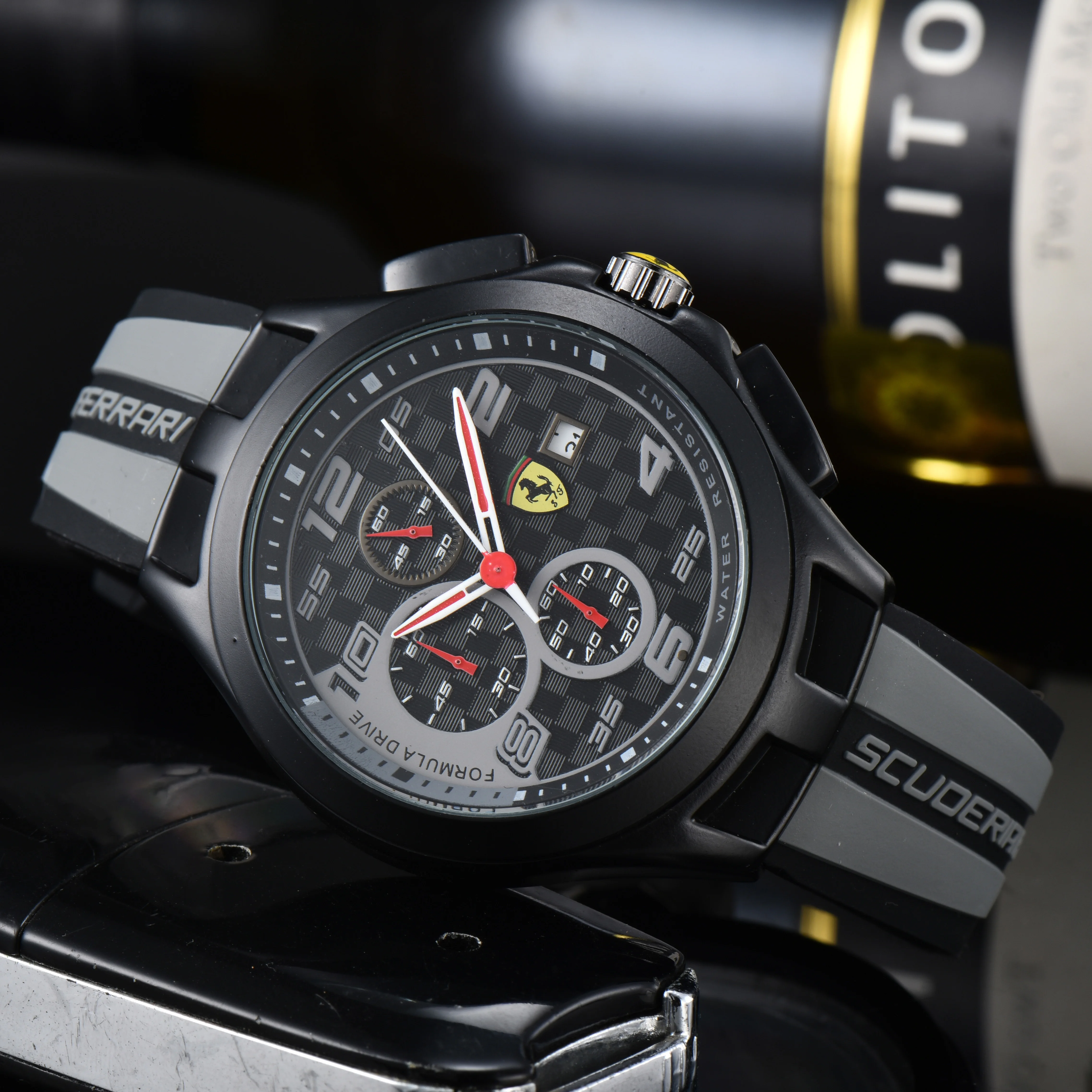 ساعة كوارتز سيليكون عصرية للرجال ساعة عمل لفيراري F430 ستراديل روما 488 سبايدر SF90 لافيراري بورتوفينو سبايدر SF90