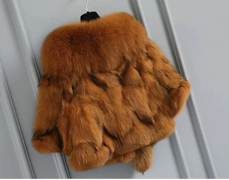 Autumn and Winter Real Fox Fur Coat Shawls Neckline Jacket Women Natural Fur Vest Shawl Short Trend Personality Lady Fur Poncho