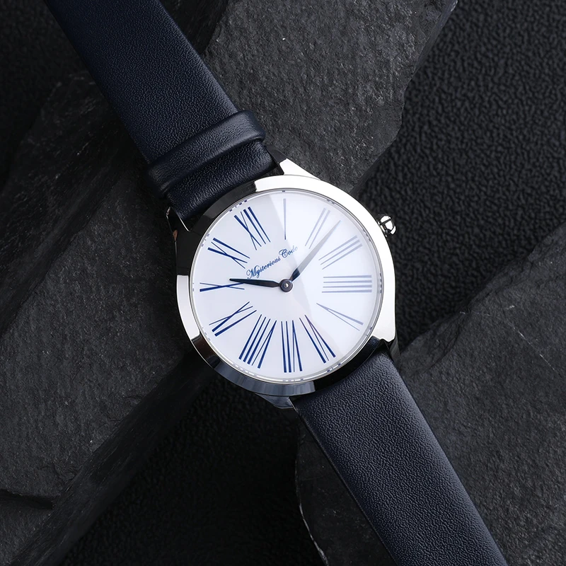 Women Vintage Pilot Quartz Movement Watch Sapphire Crystal Cowhide Leather Strap Water Resistance Stainless Steel Case 36mm Dial