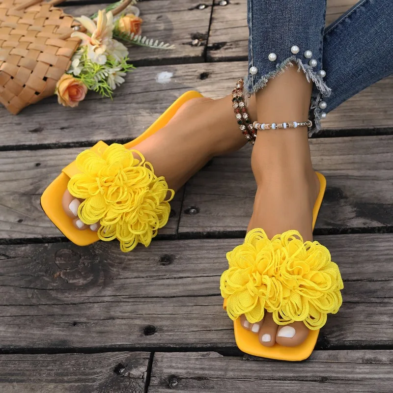 Plus Size 44 Cool Drag Women's Summer New Square Toe Open Toe Outside Wear Flower Soft Sole Flat Slip Beach Shoes