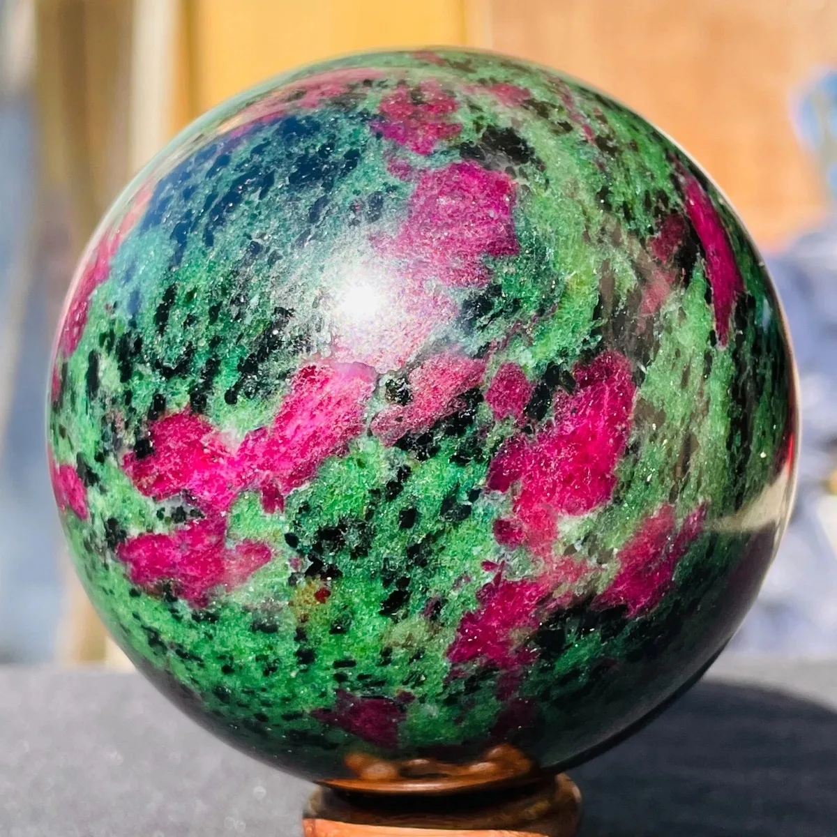 1pc Natural Zoisite Sphere - Quartz Crystal Ball with Geode, Handheld Size, Polished Smooth Surface for Home Decor