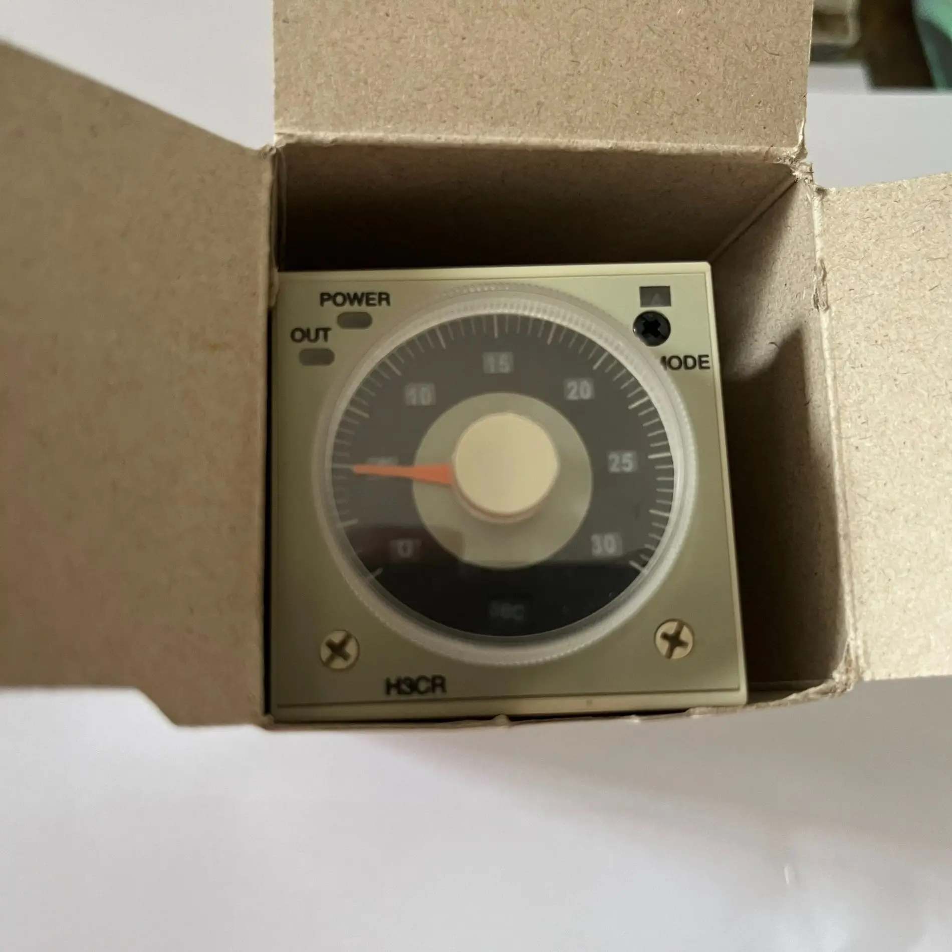 H3CR-A8 8 H3CR-A H3CR-N H3CR-N8 H3CR-A8E H3BA-8 H3BA-N8H H3BA-8H przekaźnik czasowy/timer 100-240VAC 12V-48V/AC