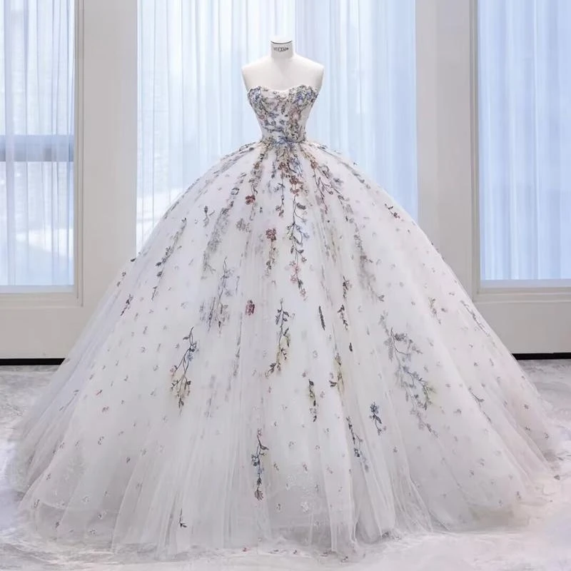 Robe de mariée sans bretelles avec appliques de dentelle sur mesure, plus une robe de Rh, la plus récente, éducative