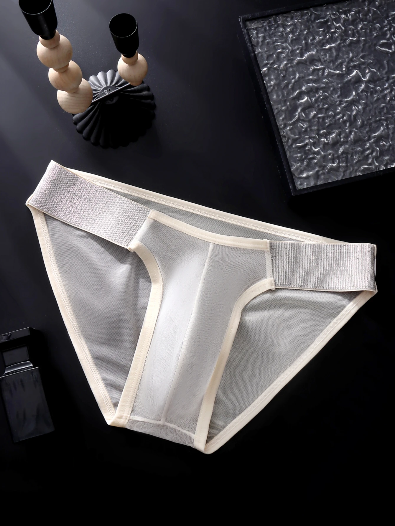 2PCS Men's Triangle Underwear Breathable Comfortable Simple Design Contrasting Colors Flash Waist Mesh Inner Briefs