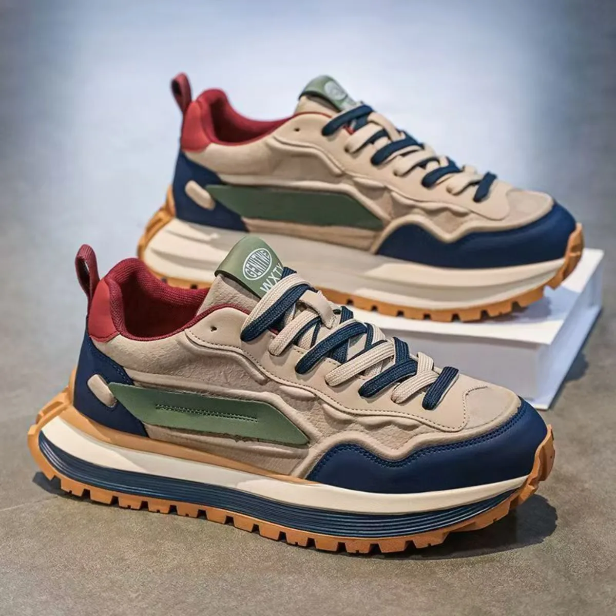 

Men's Height Increasing Sneakers Thick Sole Anti-Slip Wear-Resistant Lightweight Casual Shoes for Outdoor Running Daily Walking