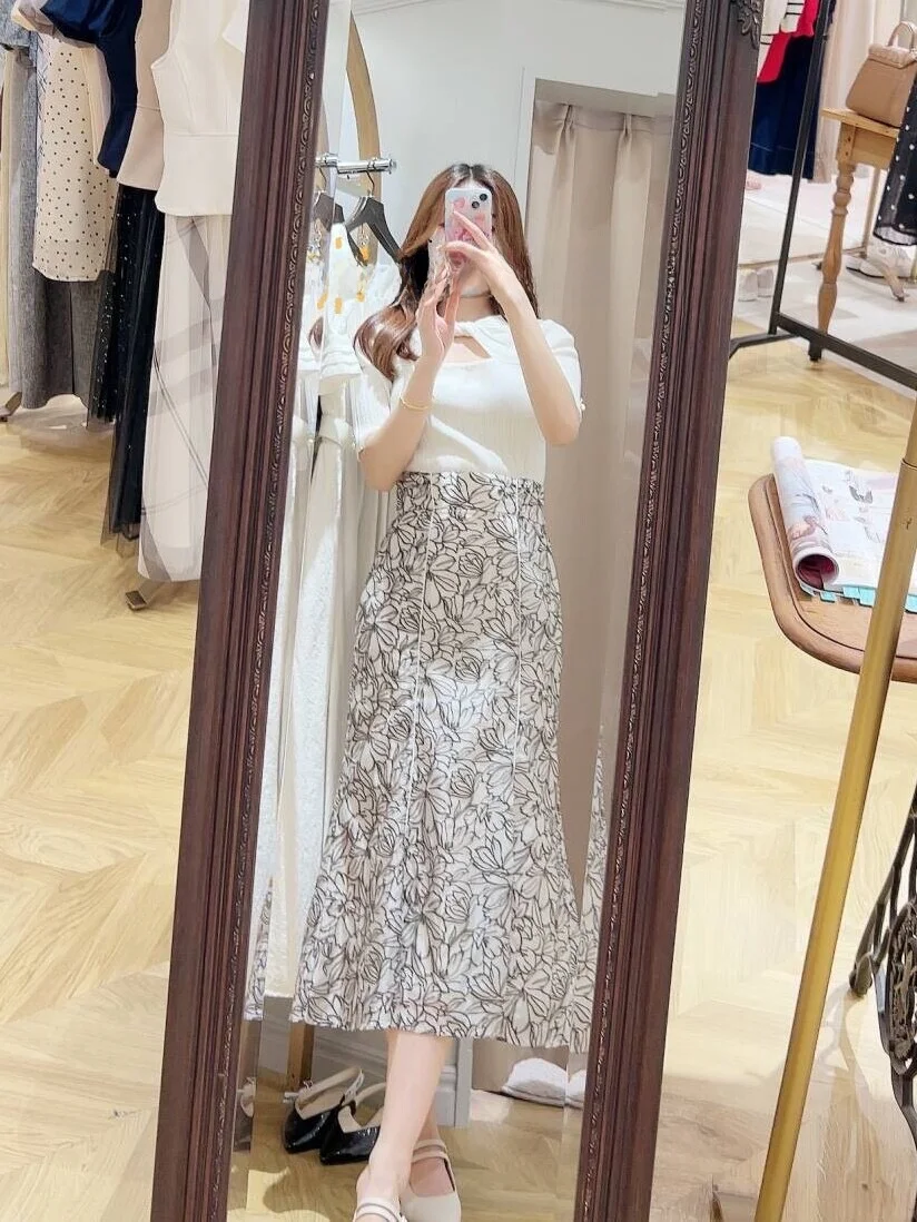 

Новая женская повседневная юбка Noel 24 с вышивкой и высокой талией, модная, весна-лето, из других материалов, 00%