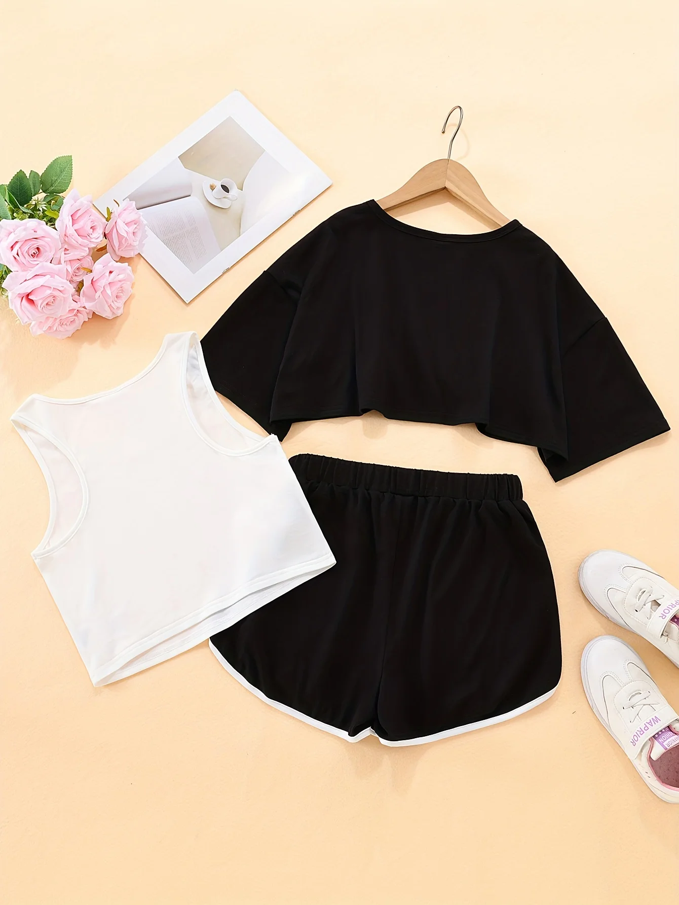 Girls Summer Outfit Short Sleeve Shorts Vest Three Piece Set Medium to Large Children's Printed Fashionable Trendy Girls Clothes