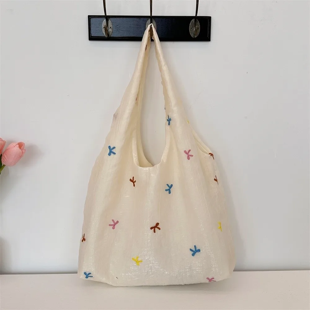 달콤한 수 놓은 활 토트 백 쉬폰 솔리드 컬러 체리 숄더 백 대용량 경량 캔버스 겨드랑이 가방 쇼핑