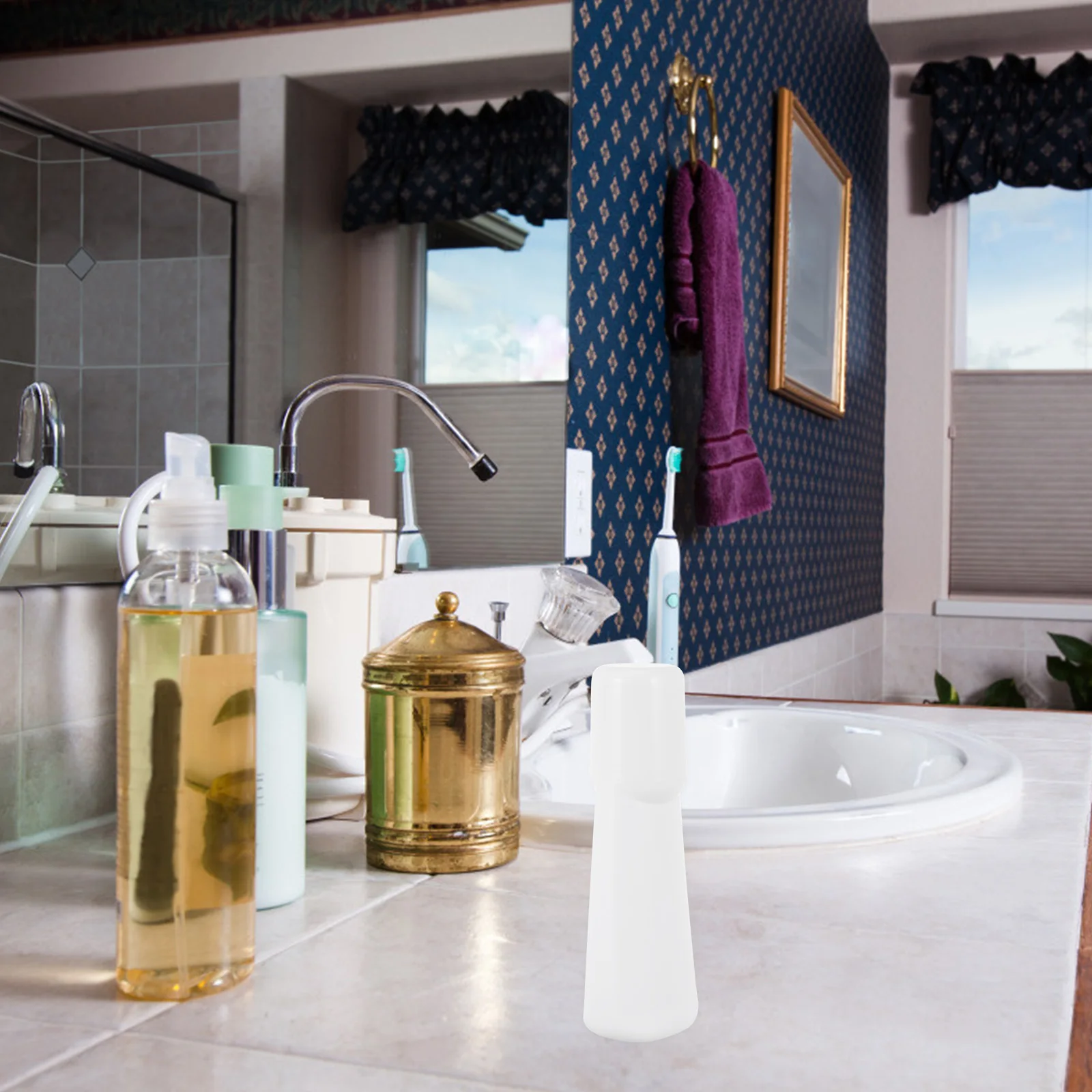 

10Pcs Refillable Roller Bottles Essential Oil Containers Leakproof Empty Roll on Bottles for DIY and Travel