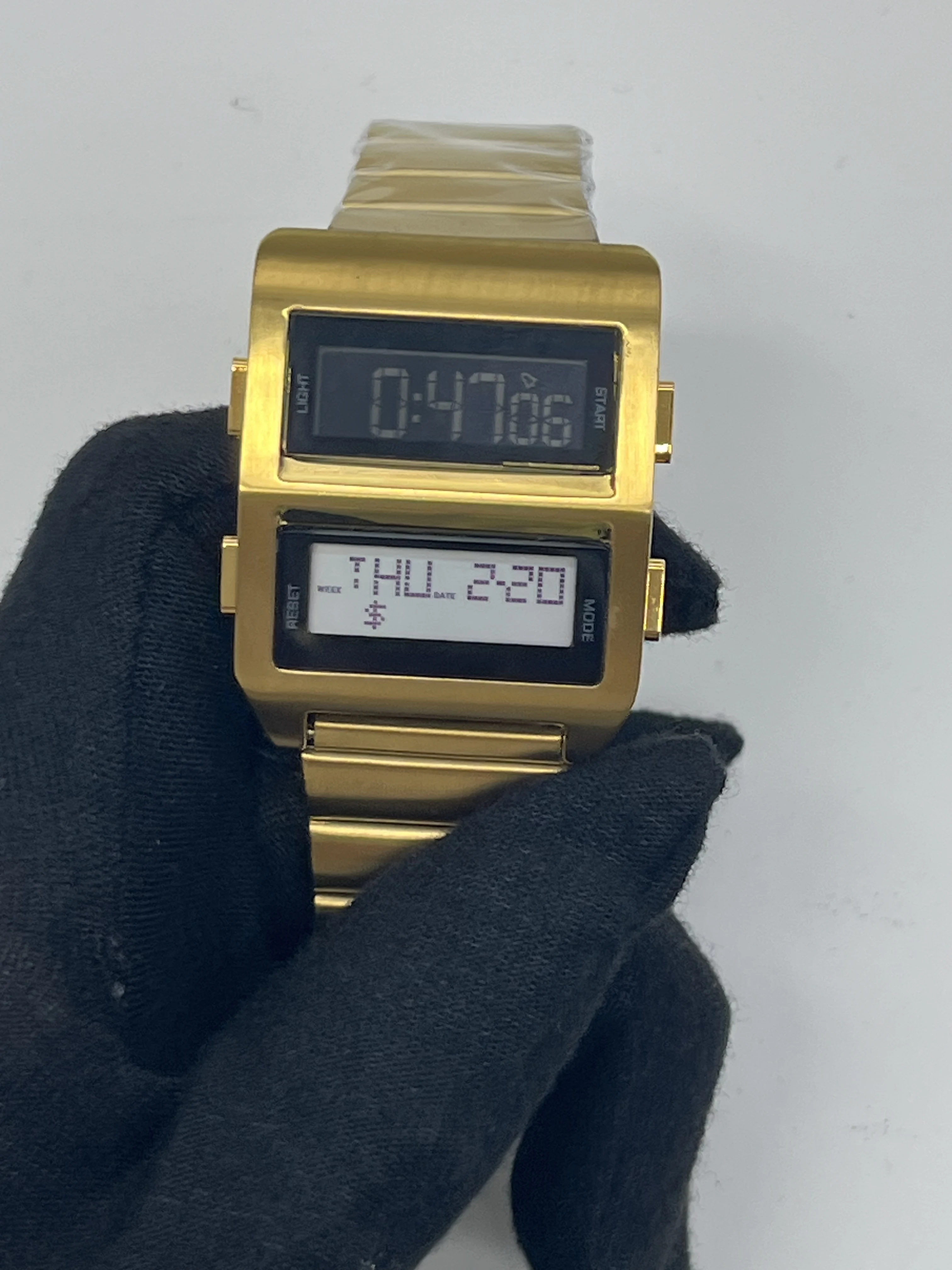 Electronics Watches For Men Women Couple Vintage 70s Retro-futuristic Style Fashion Led digital Watches Matrix IB DG