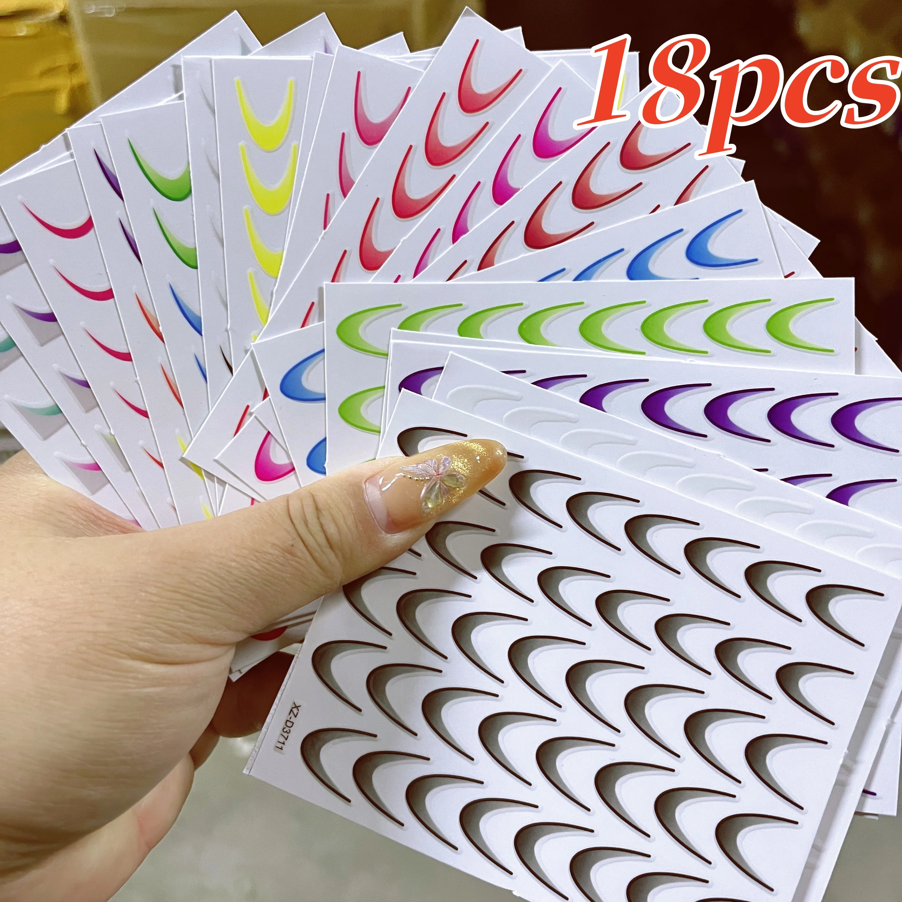 18pcs/Set Gradient French Nail Art Stickers Blooming Wave Line Sliders Decals DIY Ombre Guides Stripes Manicure Decoration Foils