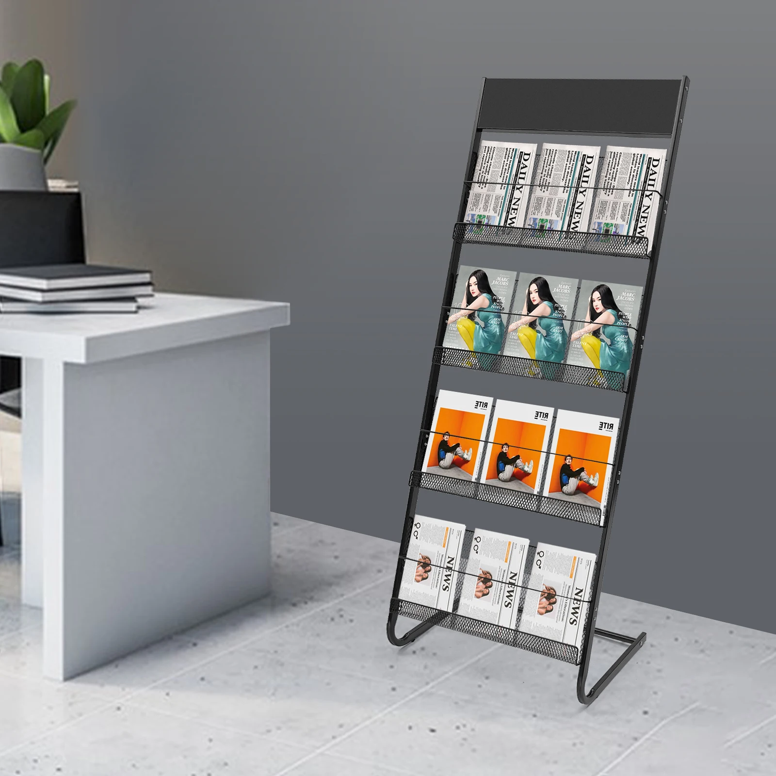 حامل عرض مجلات قائم على الأرض باللون الأسود مكون من 4 طبقات، رف صحف سلكي، للمنزل والمكتب، موفر للمساحة #4